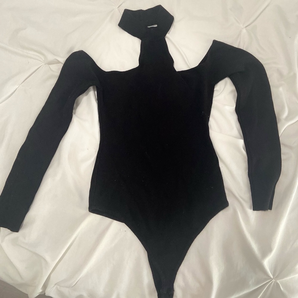 Black Choker & Off Shoulder Bodysuit